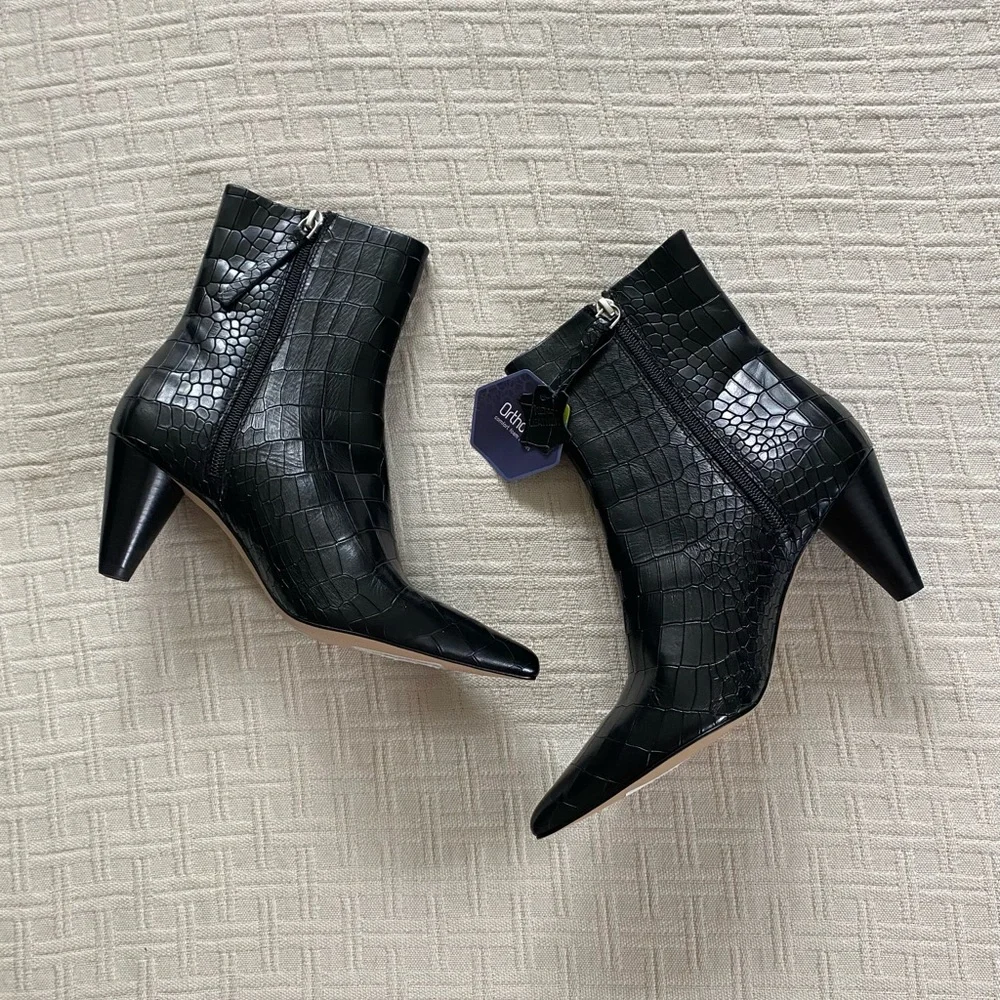 Anthony Veer black leather booties. - Picture 4 of 12